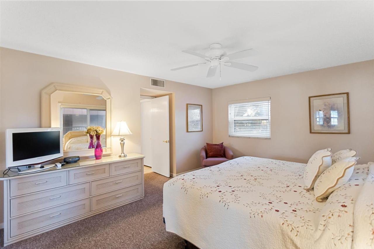 Gulf Gate Resort By Travel Resort Services St. Pete Beach Exteriér fotografie