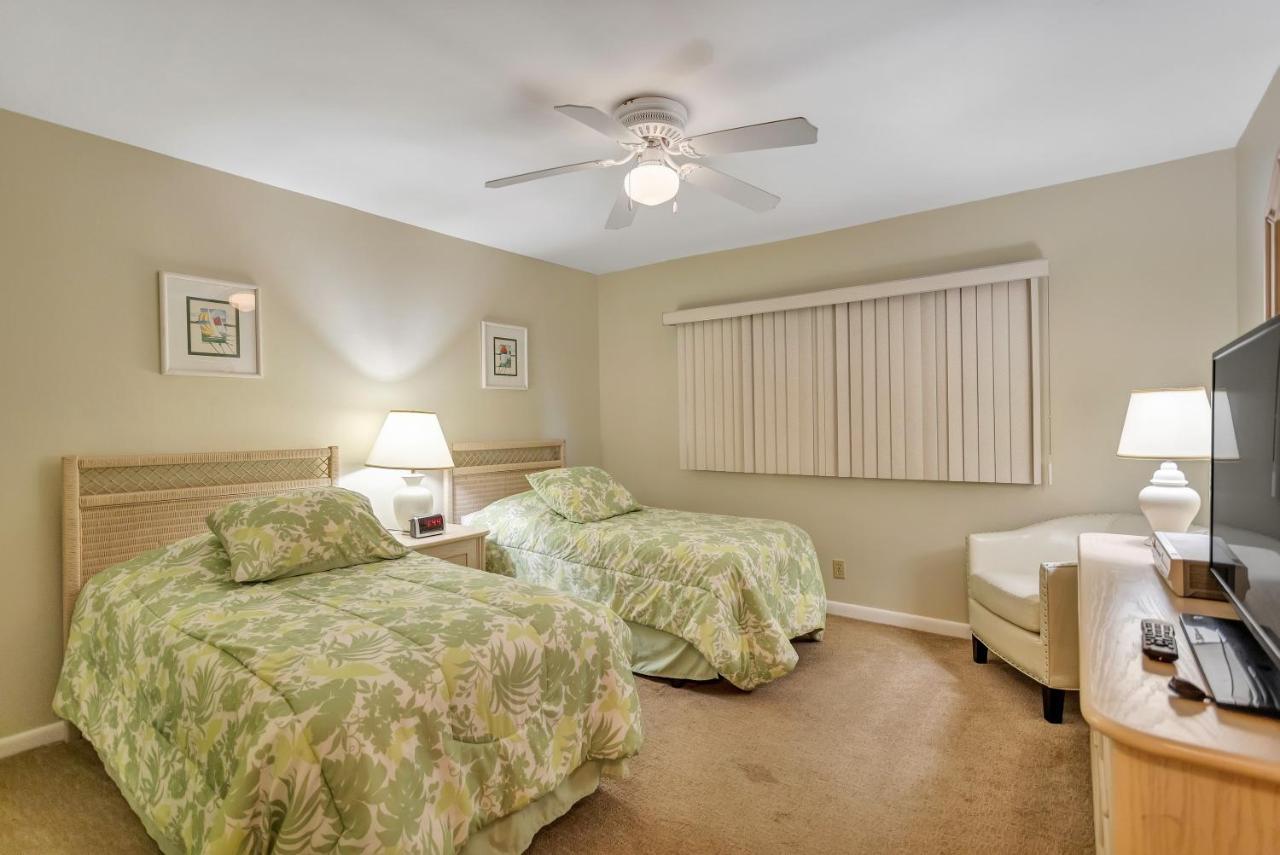 Gulf Gate Resort By Travel Resort Services St. Pete Beach Exteriér fotografie